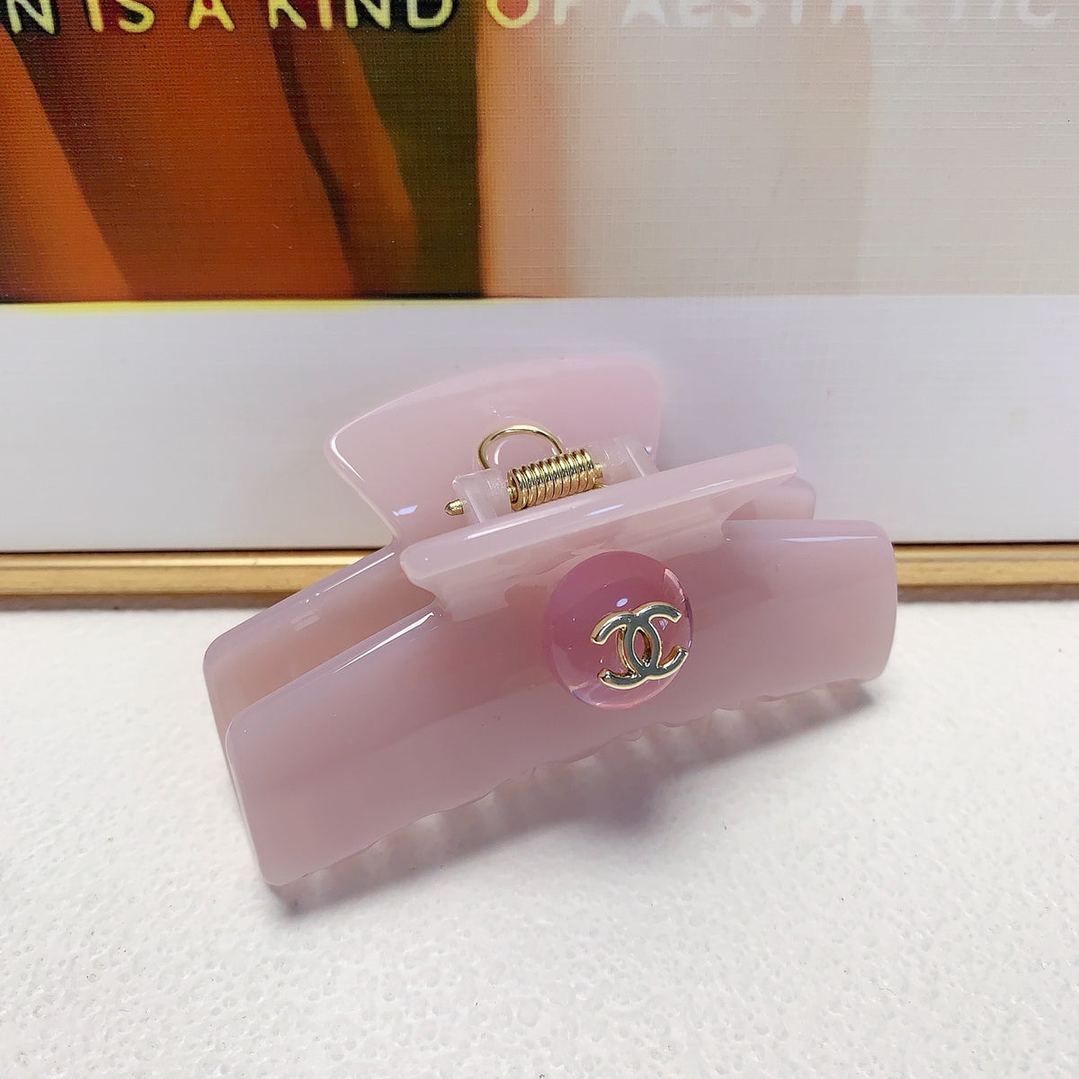 Signature Emblem Hair Clip – Design 001 styled product view