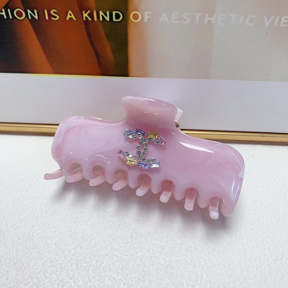 Signature Emblem Hair Clip – Design 004 main product view
