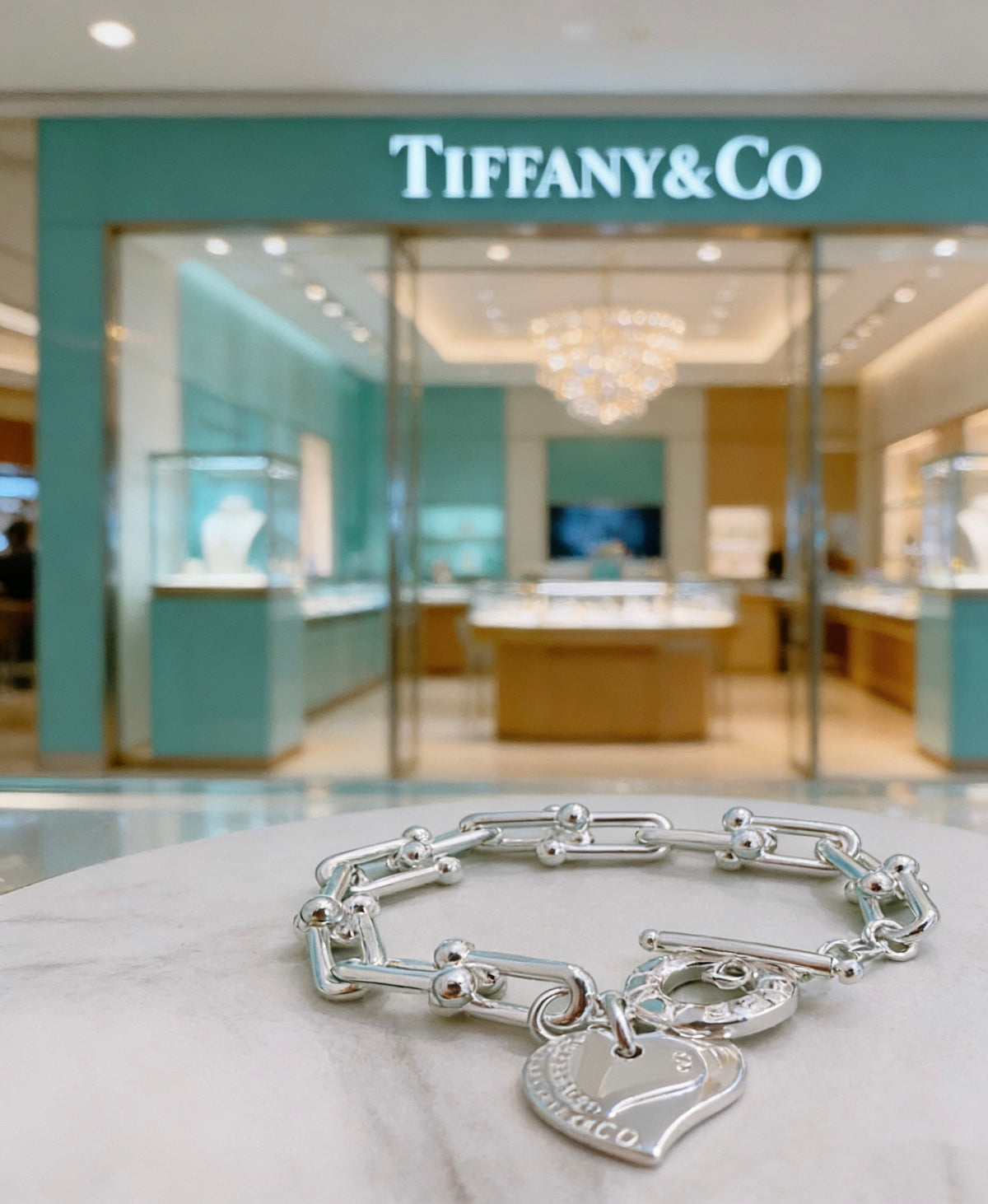 Signature Motif Bracelet in Silver-Tone – Vintage Detail – Design 45 close-up detail