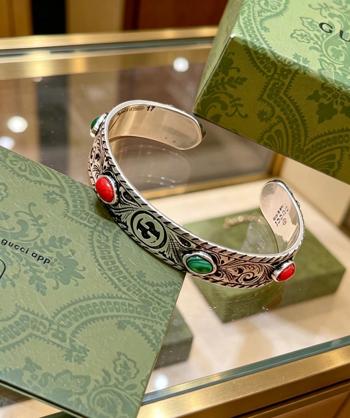 Double-G Emblem Bangle in Polished Metal-Tone – Design 021 front product view