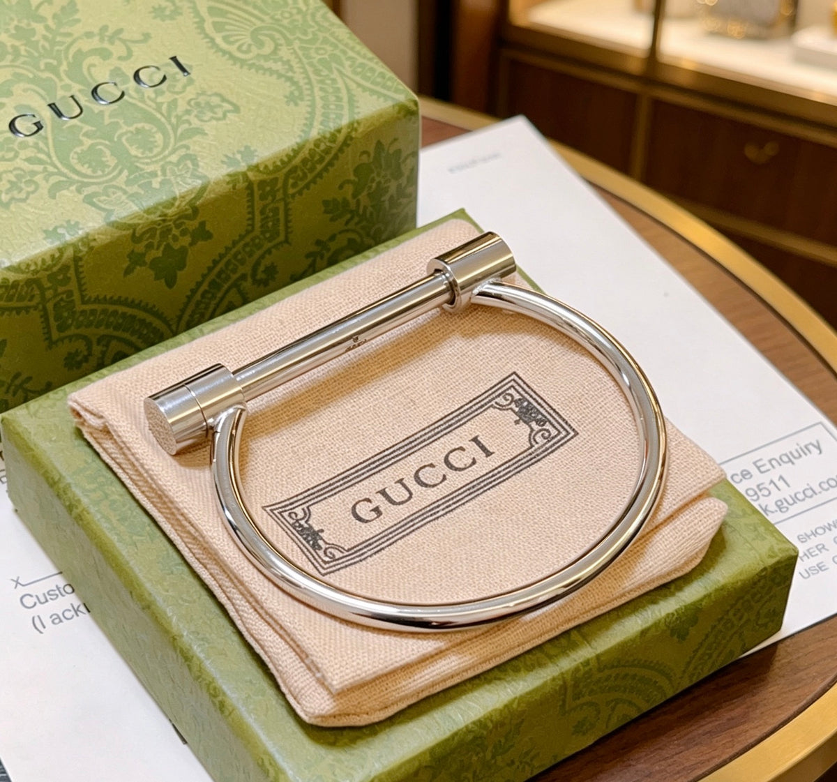 Double-G Emblem Bangle in Silver-Tone – Vintage Detail – Design 009 close-up detail
