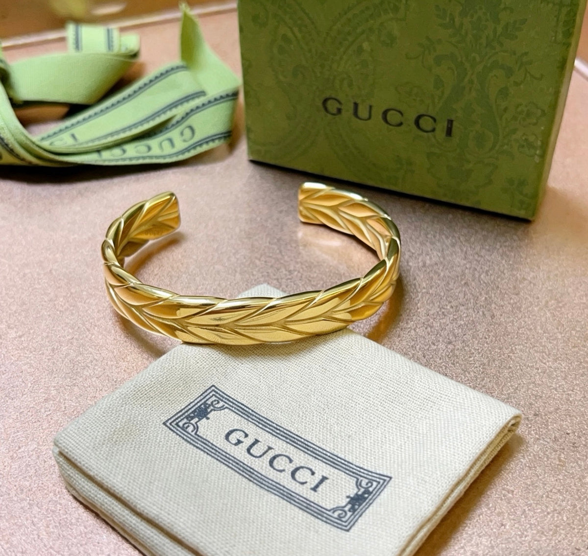 Double-G Emblem Bangle in Gold-Tone – Design 007 front product view