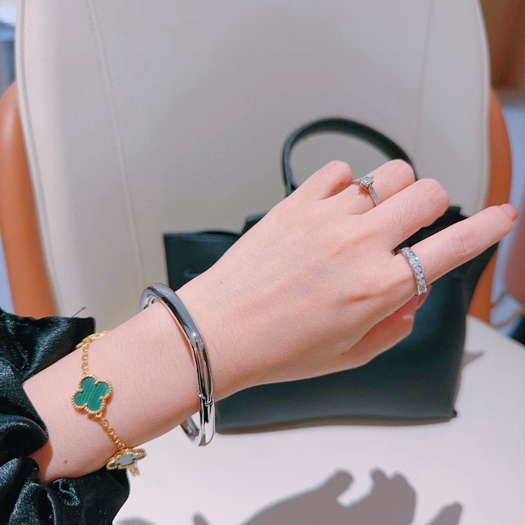 Horse Bangle in Gold-Tone – Design 021 styled product view