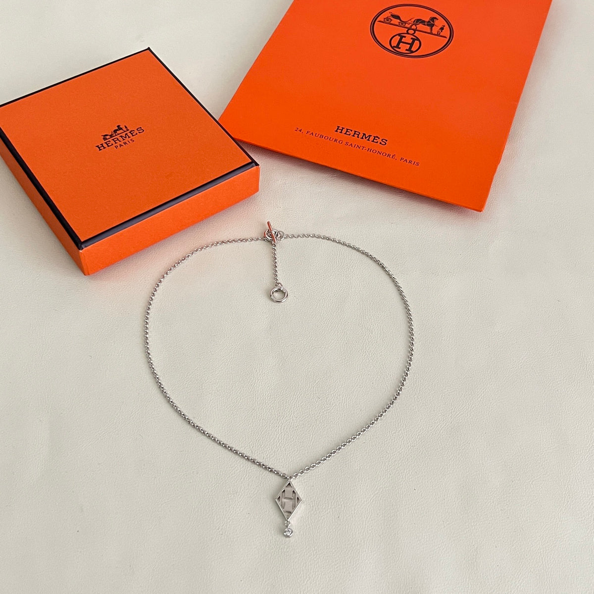 Toggle Pendant Necklace in Polished Metal-Tone – Toggle Detail – Design 021 front product view