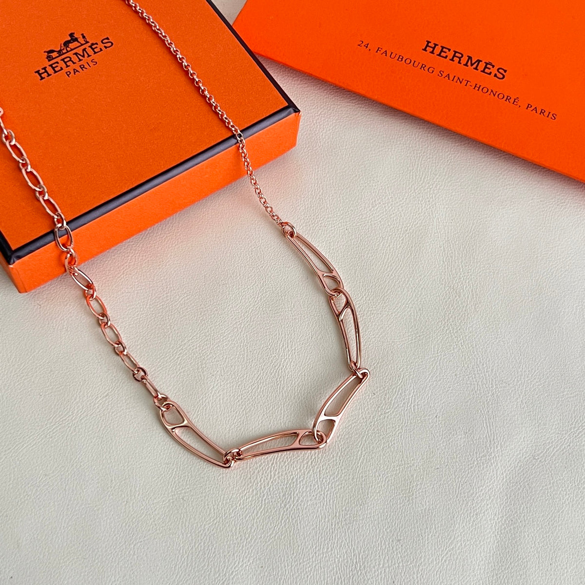 Horse Pendant Necklace in Polished Metal-Tone – Design 020 detail view
