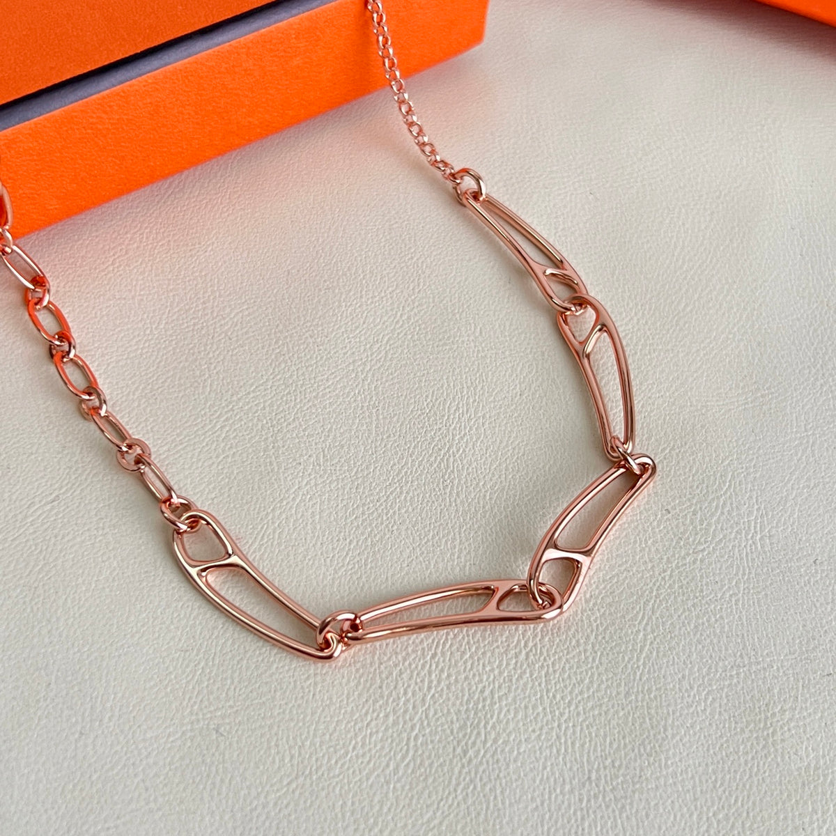 Horse Pendant Necklace in Polished Metal-Tone – Design 020 side detail