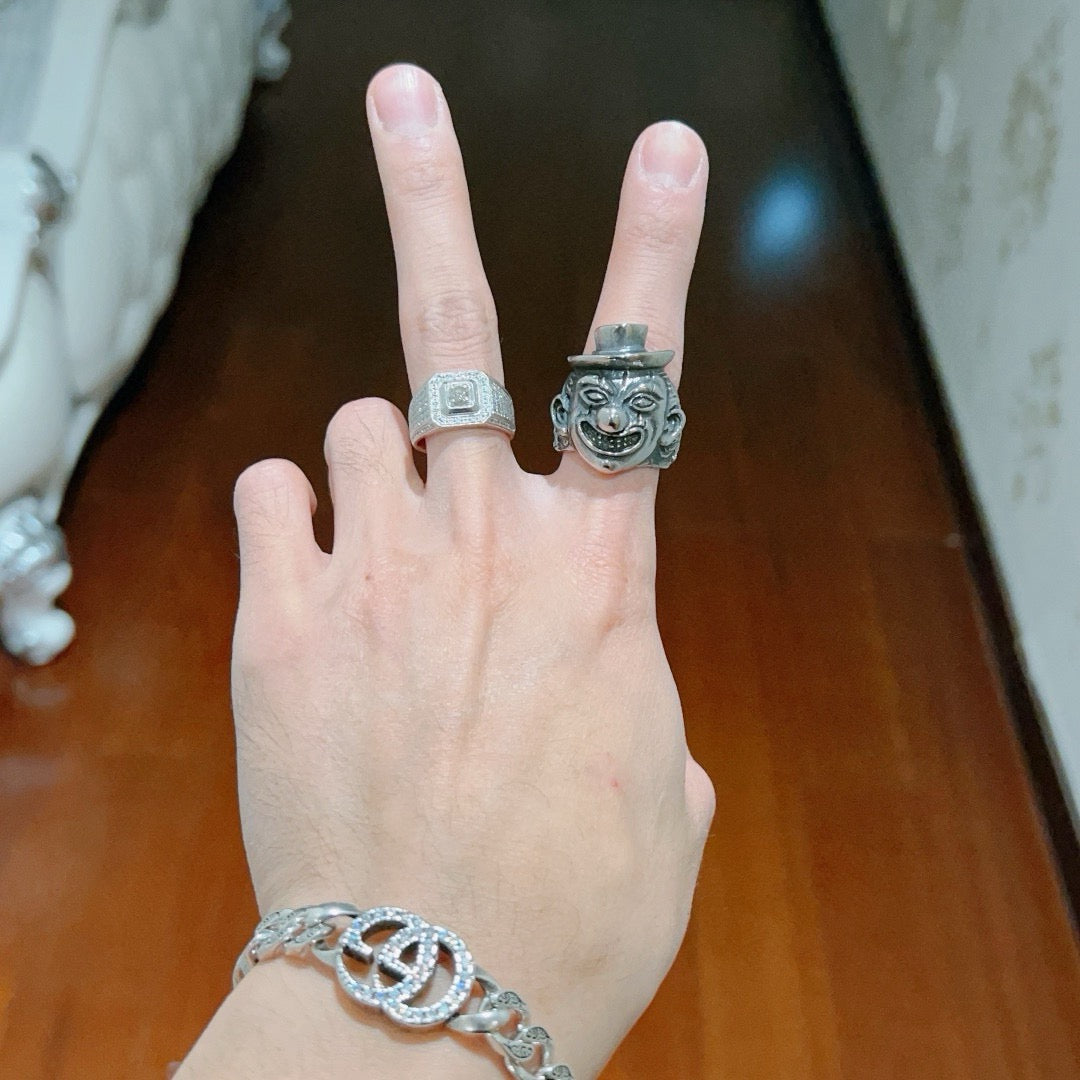 Double-G Emblem Statement Ring in Polished Metal-Tone – Design 007 main product view