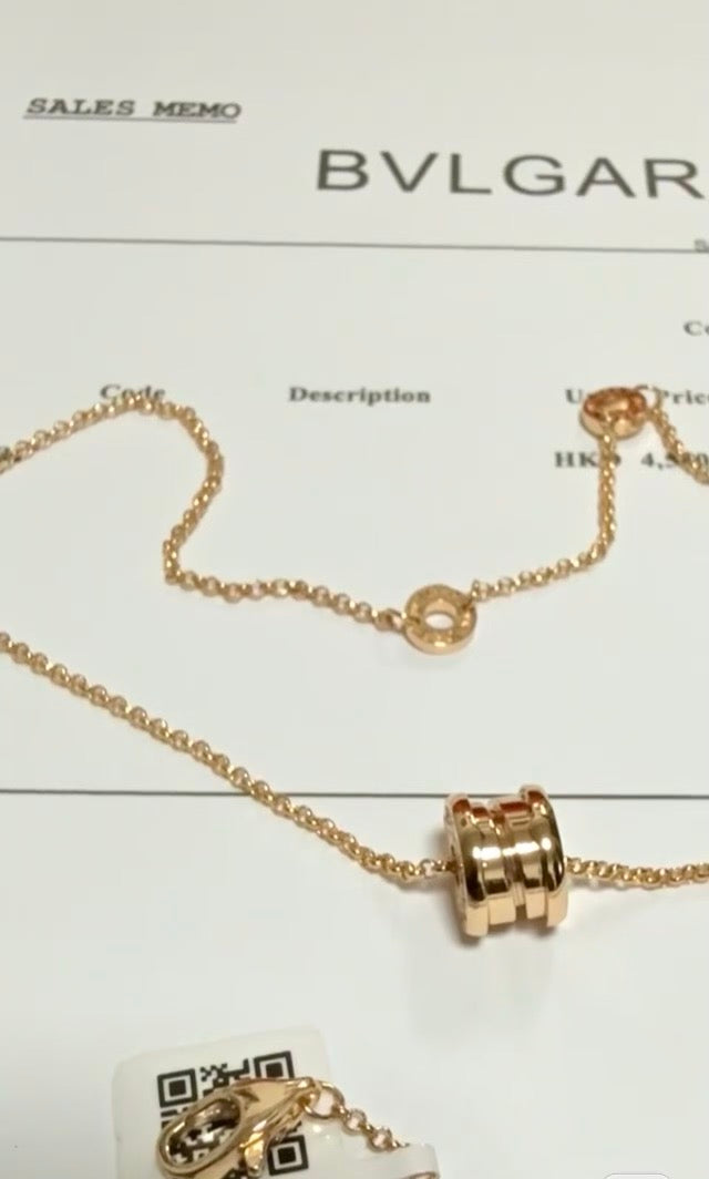 Geometric Emblem Pendant Necklace in Rose-Gold-Tone – Rose Gold Detail – Design 011 side detail