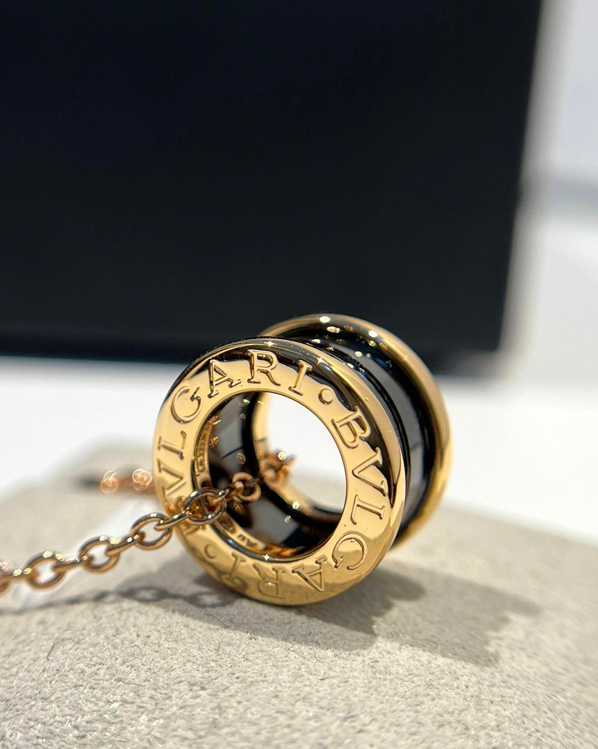 Round Pendant Necklace in Rose-Gold-Tone main product view