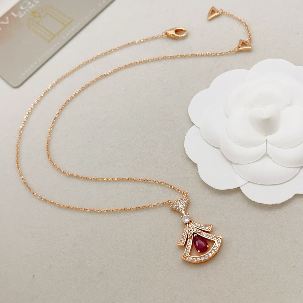 Geometric Emblem Pendant Necklace in Rose-Gold-Tone – Rose Gold Detail – Design 002 front product view