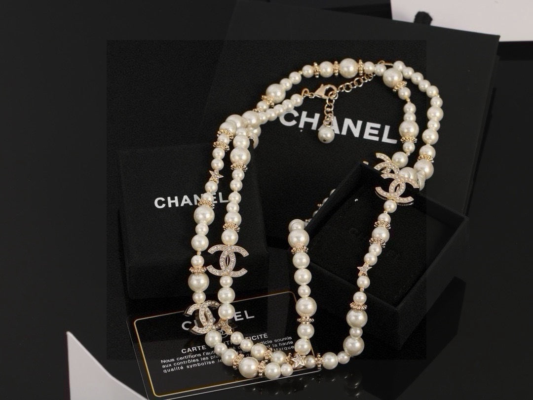Double-C Emblem Pearl-Detail Pendant Necklace – Pearl Detail – Design 086 main product view