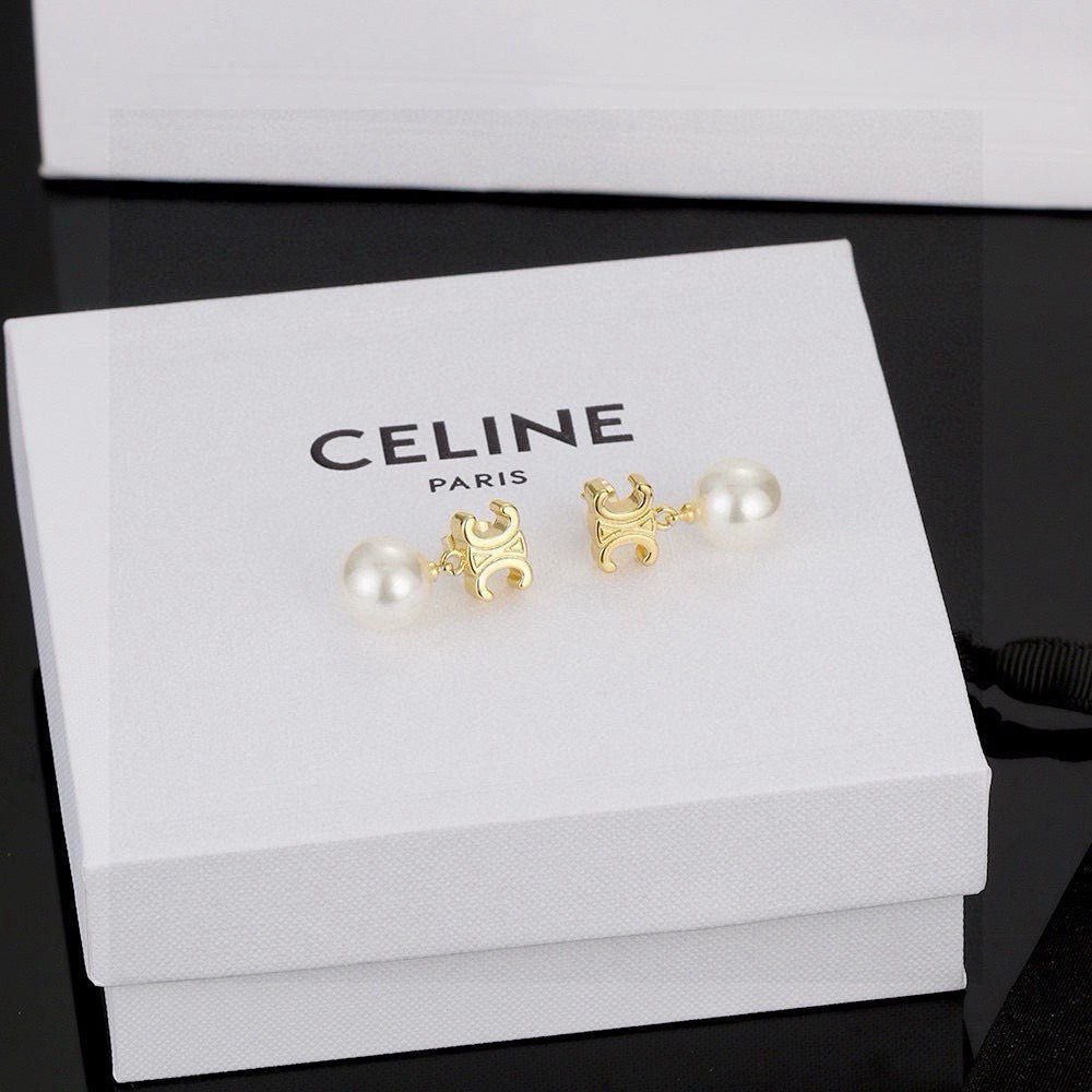Triomphe-Inspired Emblem Pearl-Detail Stud Earrings – Pearl Detail styled detail