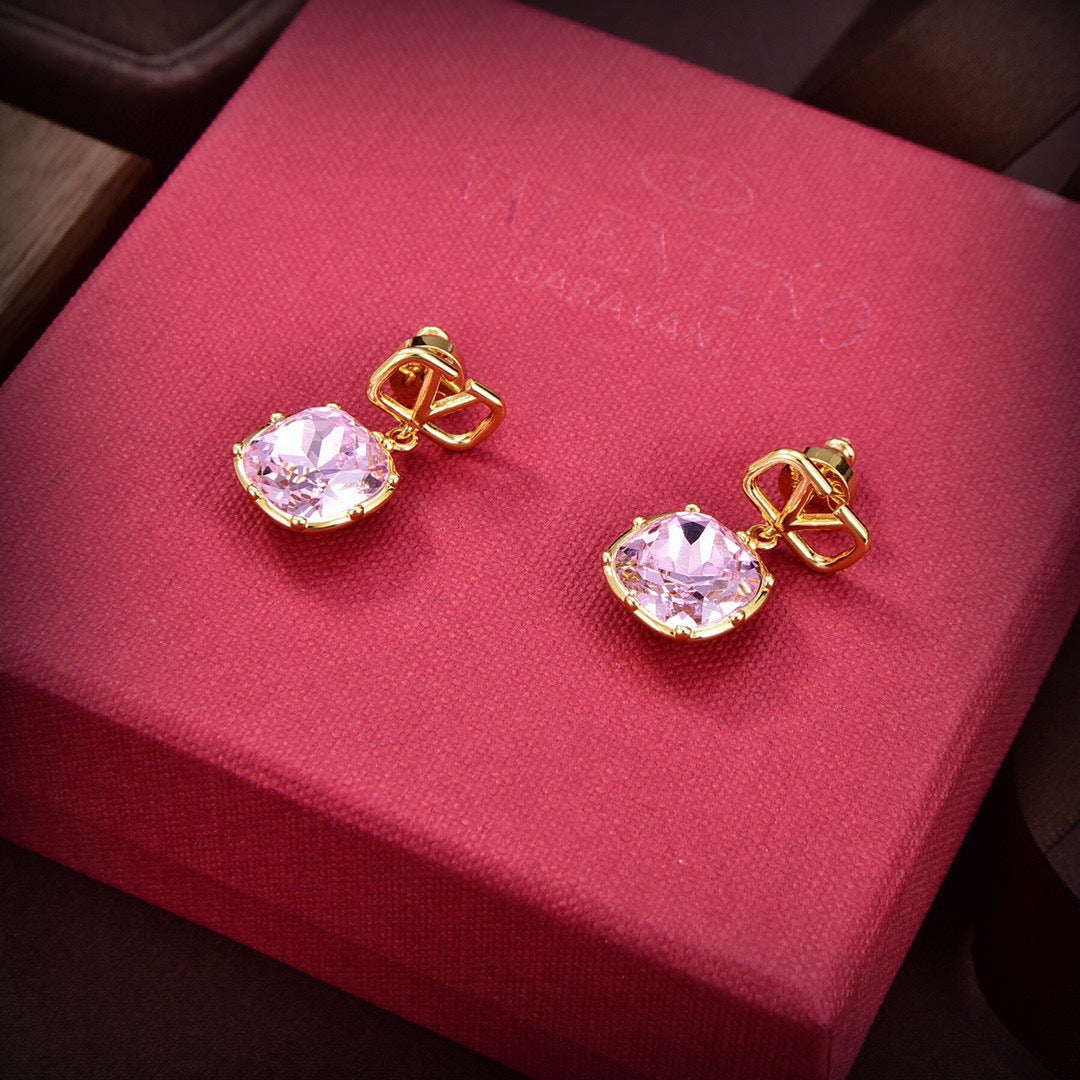 Signature Emblem Stud Earrings in Gold-Tone – Design 14 styled detail