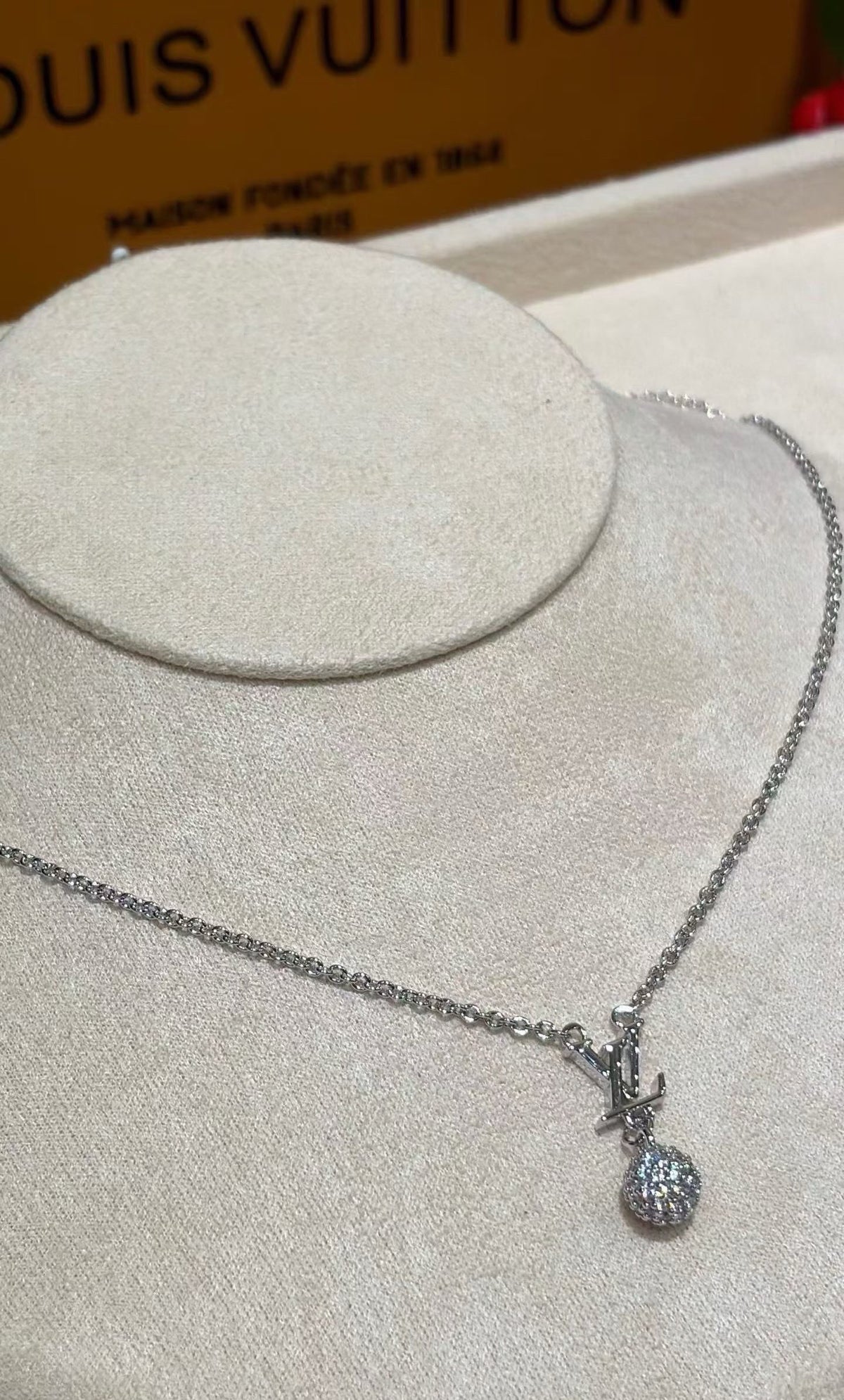Lock Pendant Necklace in Polished Metal-Tone – Design 001 front product view
