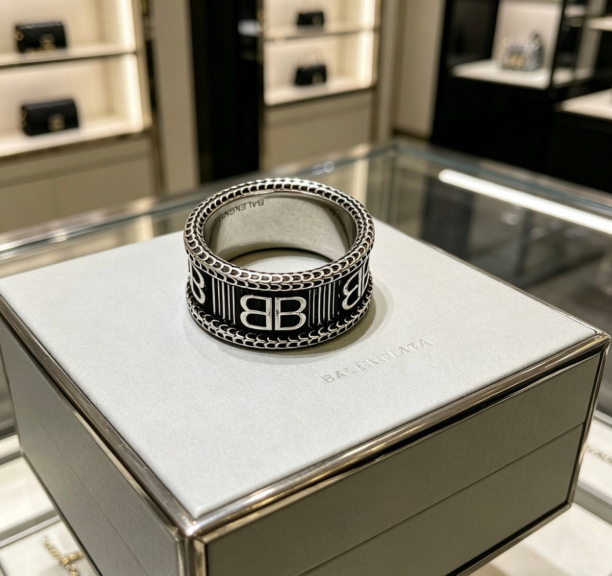 Geometric Emblem Statement Ring in Polished Metal-Tone – Vintage Detail – Design 003 close-up detail