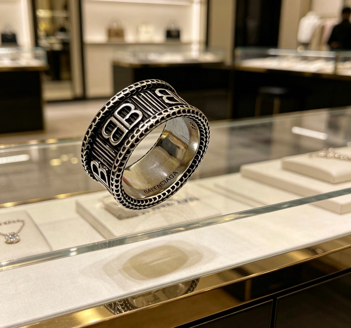 Geometric Emblem Statement Ring in Polished Metal-Tone – Vintage Detail – Design 003 side detail