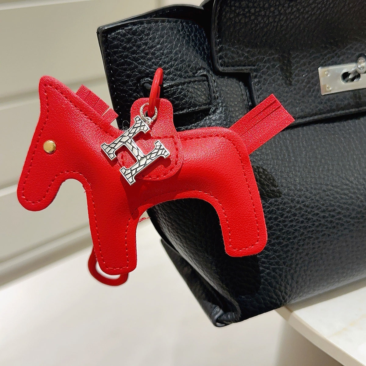 Horse Keychain in Silver-Tone – Design 049 main product view