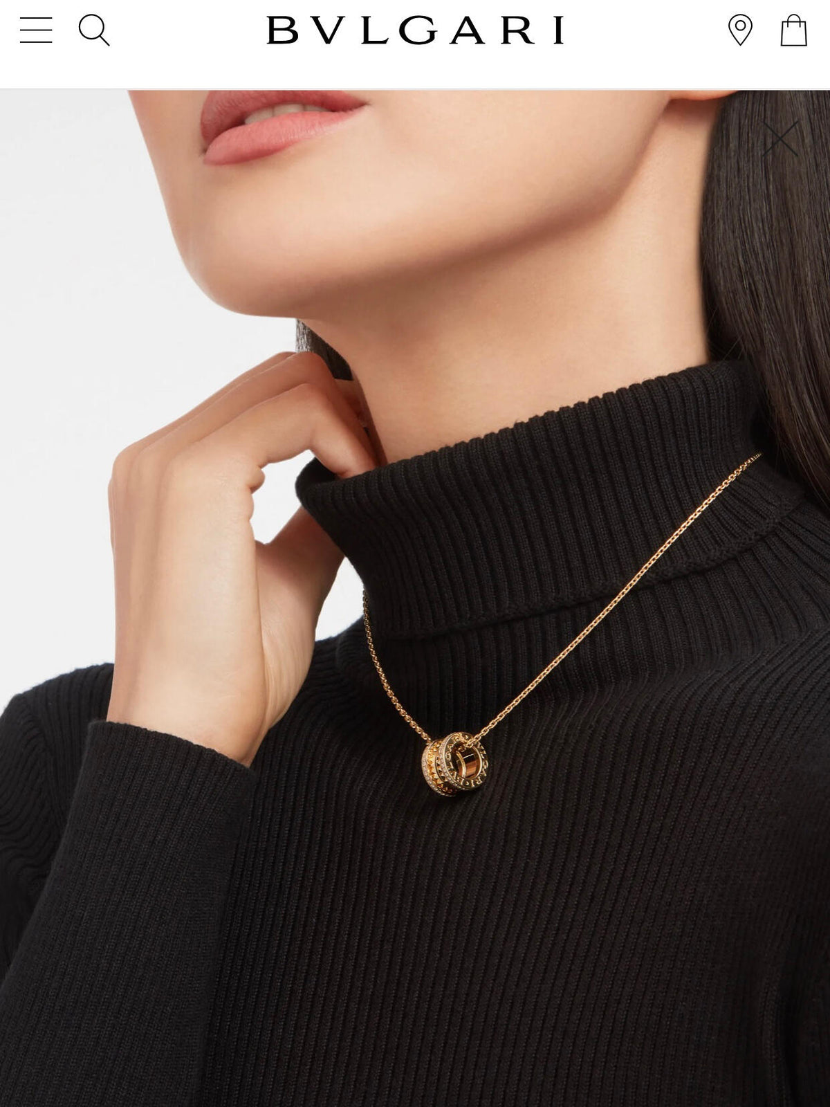 Geometric Emblem Pendant Necklace in Rose-Gold-Tone – Rose Gold Detail – Design 009 close-up detail