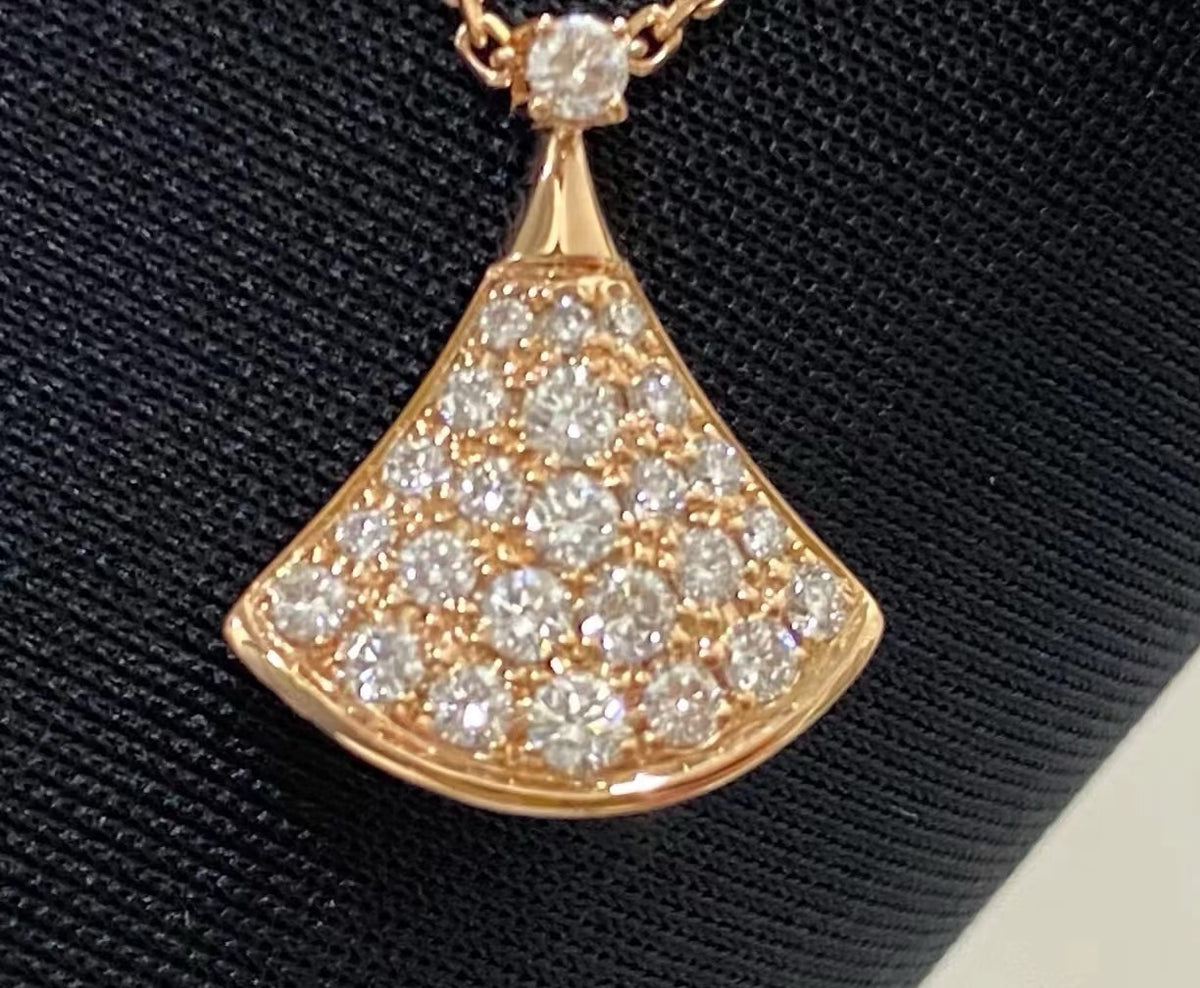 Geometric Emblem Pendant Necklace in Rose-Gold-Tone – Rose Gold Detail – Design 007 front product view