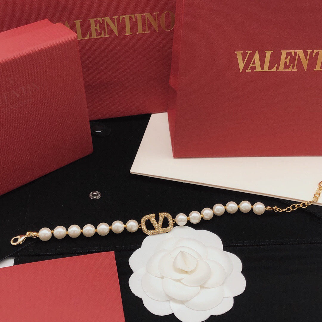 V Emblem Crystal-Accent Bracelet – Design 03 styled detail