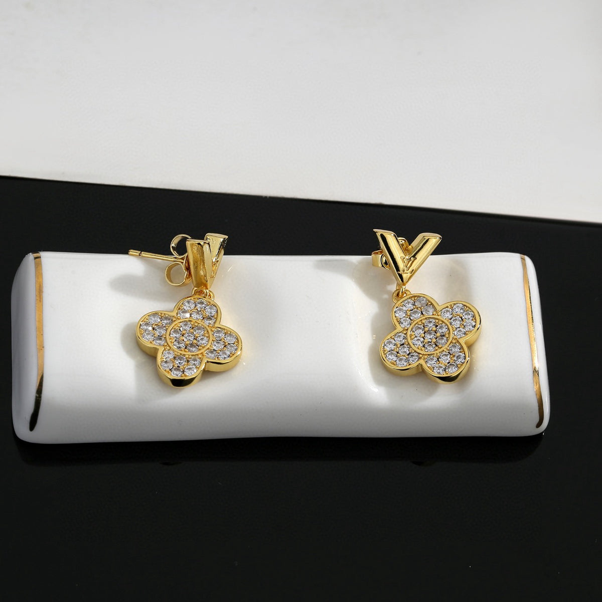 Geometric Emblem Stud Earrings in Polished Metal-Tone – Design 028 close-up detail
