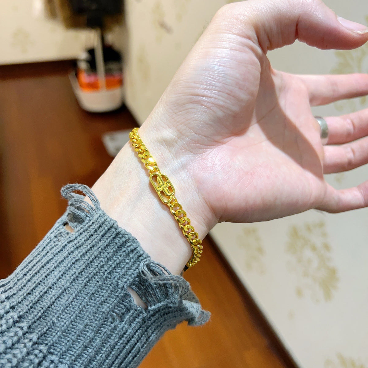 Geometric Emblem Bracelet in Polished Metal-Tone – Design 050 side detail