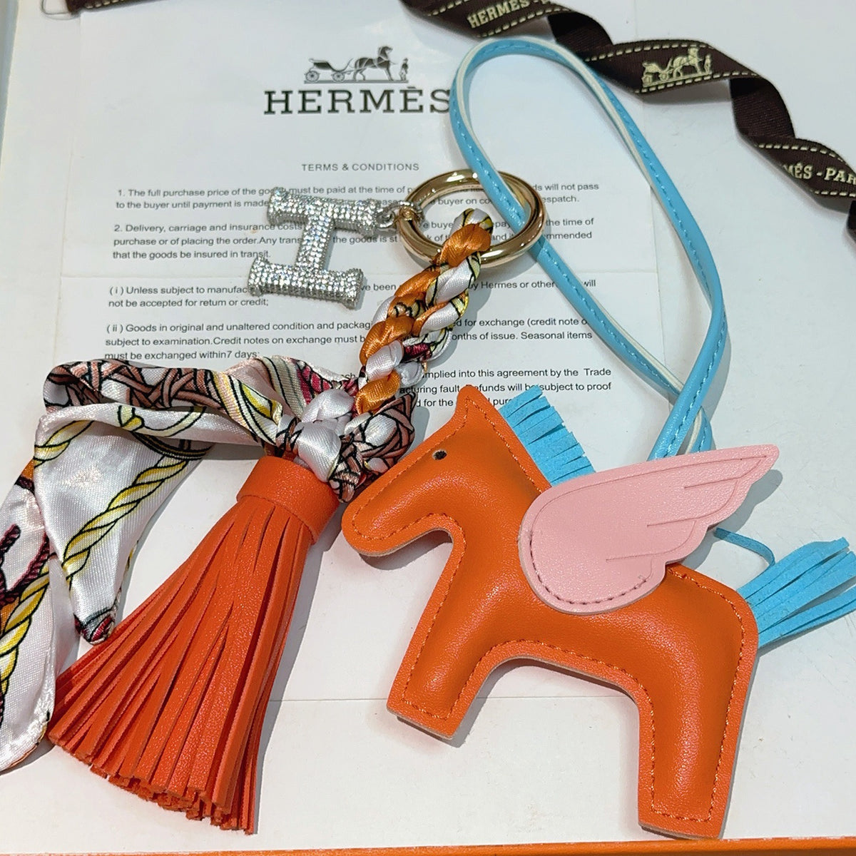 Horse Keychain in Silver-Tone – Design 063 side detail