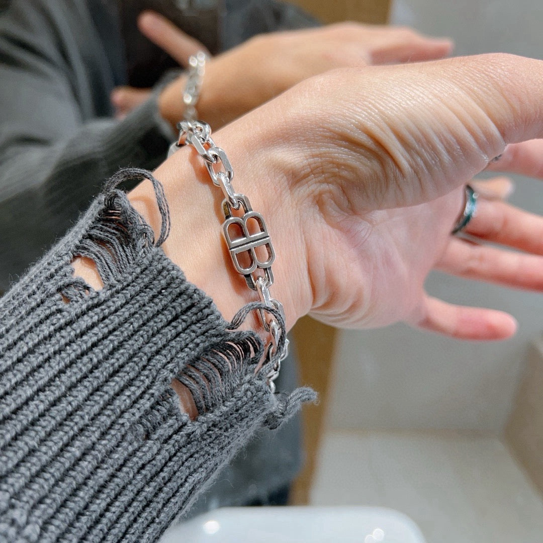 Geometric Emblem Bracelet in Polished Metal-Tone – Design 055 side detail