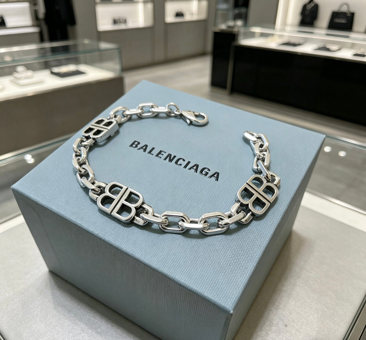 Geometric Emblem Bracelet in Polished Metal-Tone – Design 055 detail view