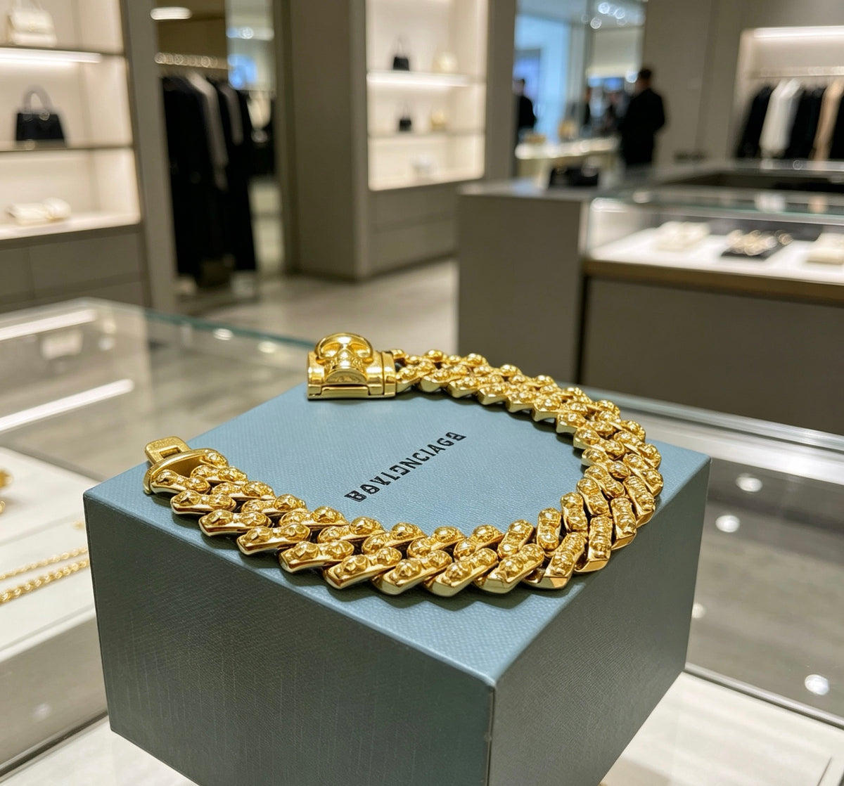Geometric Emblem Bracelet in Polished Metal-Tone – Vintage Detail – Design 011 front product view