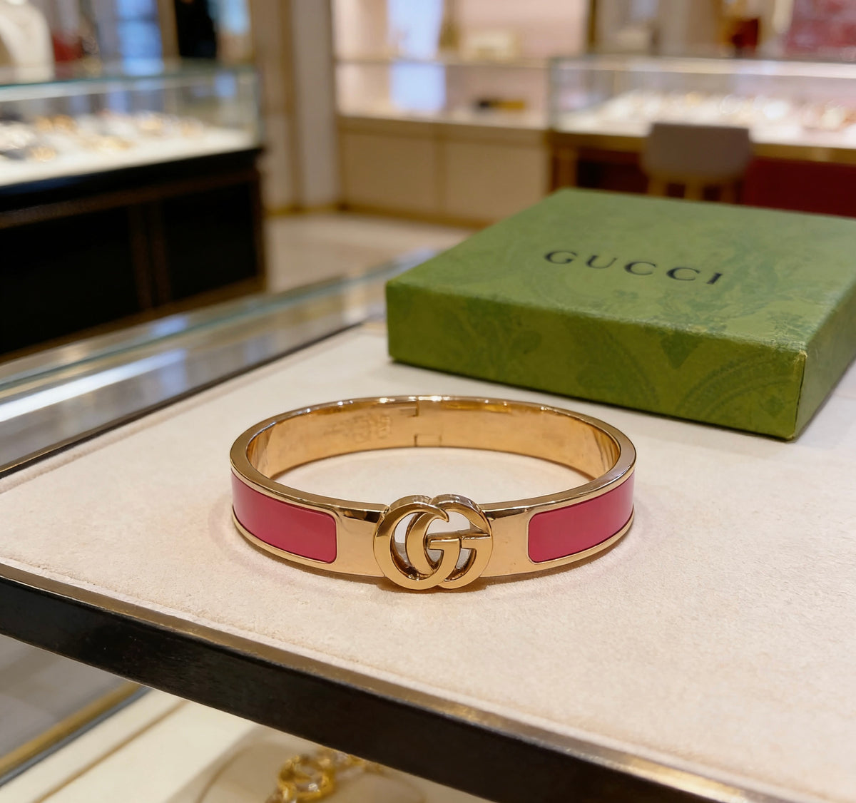 Double-G Emblem Bangle in Gold-Tone – Design 013 front product view