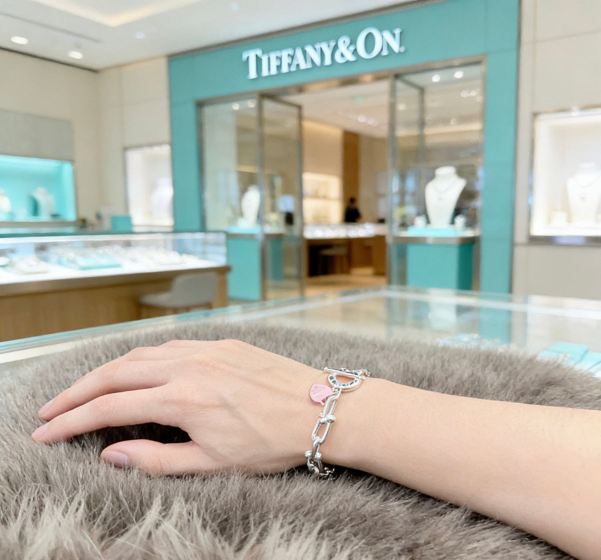 Signature Motif Bracelet in Silver-Tone – Design 65 front product view