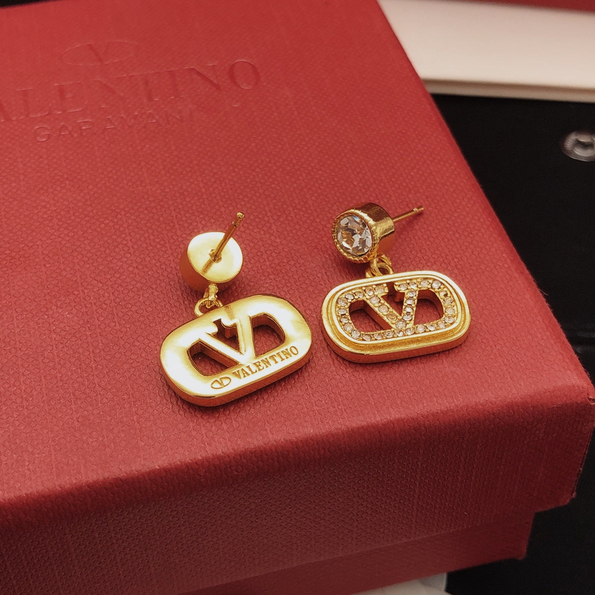 V Emblem Crystal-Accent Stud Earrings – Design 06 detail view