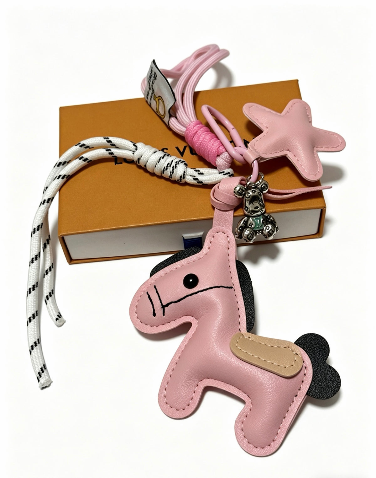 Bag Motif Keychain – Bag Detail – Design 060 detail view