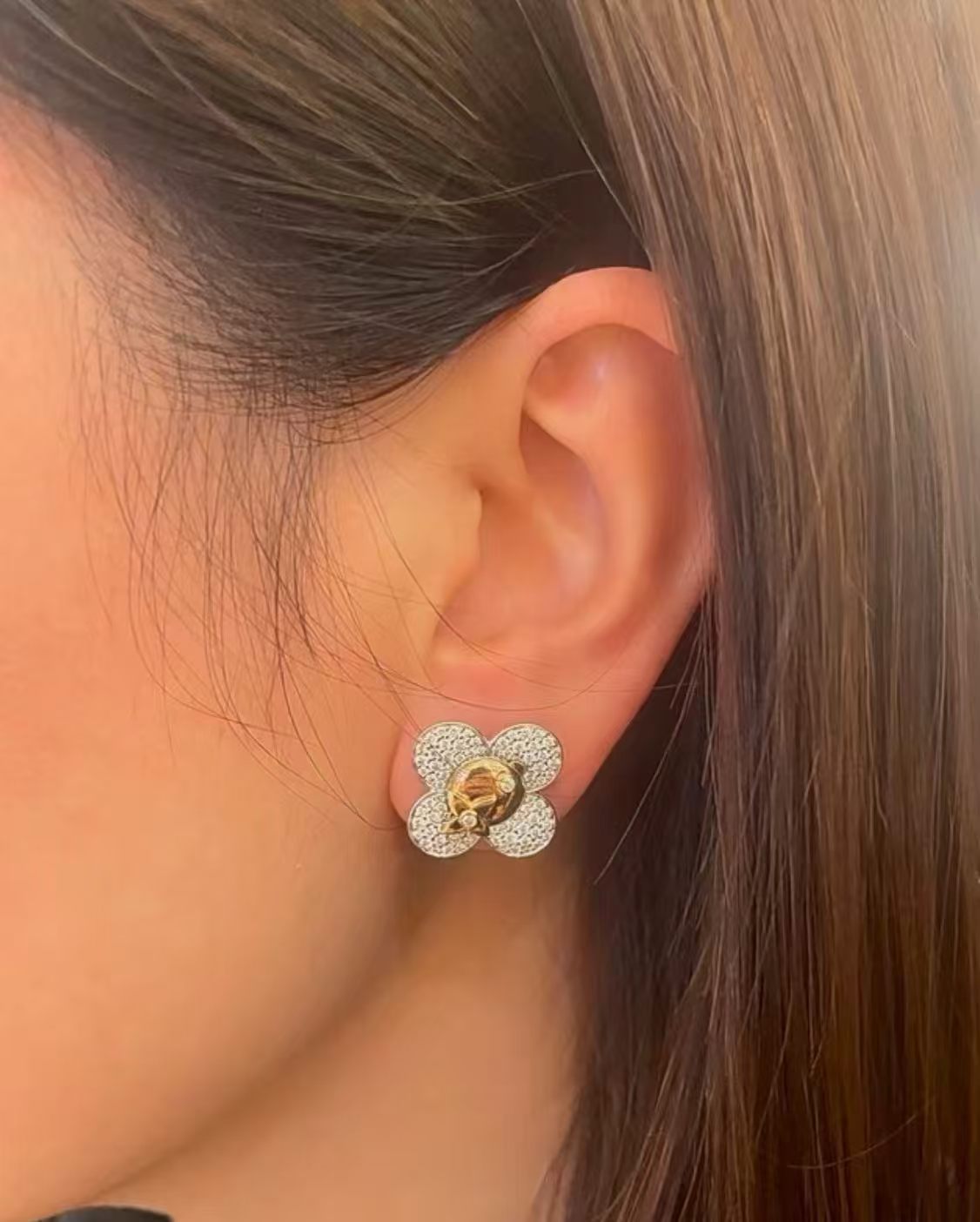Sunflower Stud Earrings in Polished Metal-Tone – Sunflower Detail – Design 002 main product view