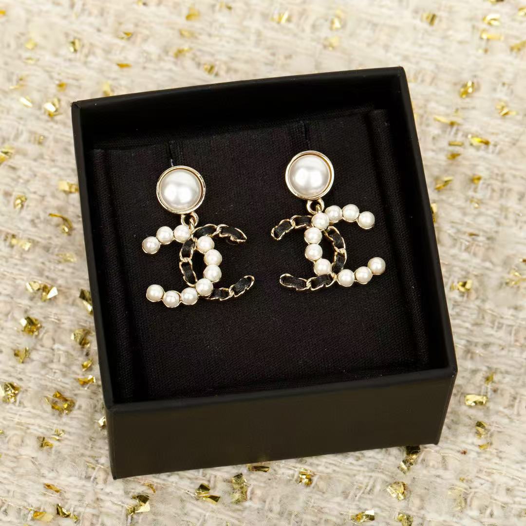 Signature Emblem Crystal-Accent Stud Earrings – Red Detail – Design 005 front product view