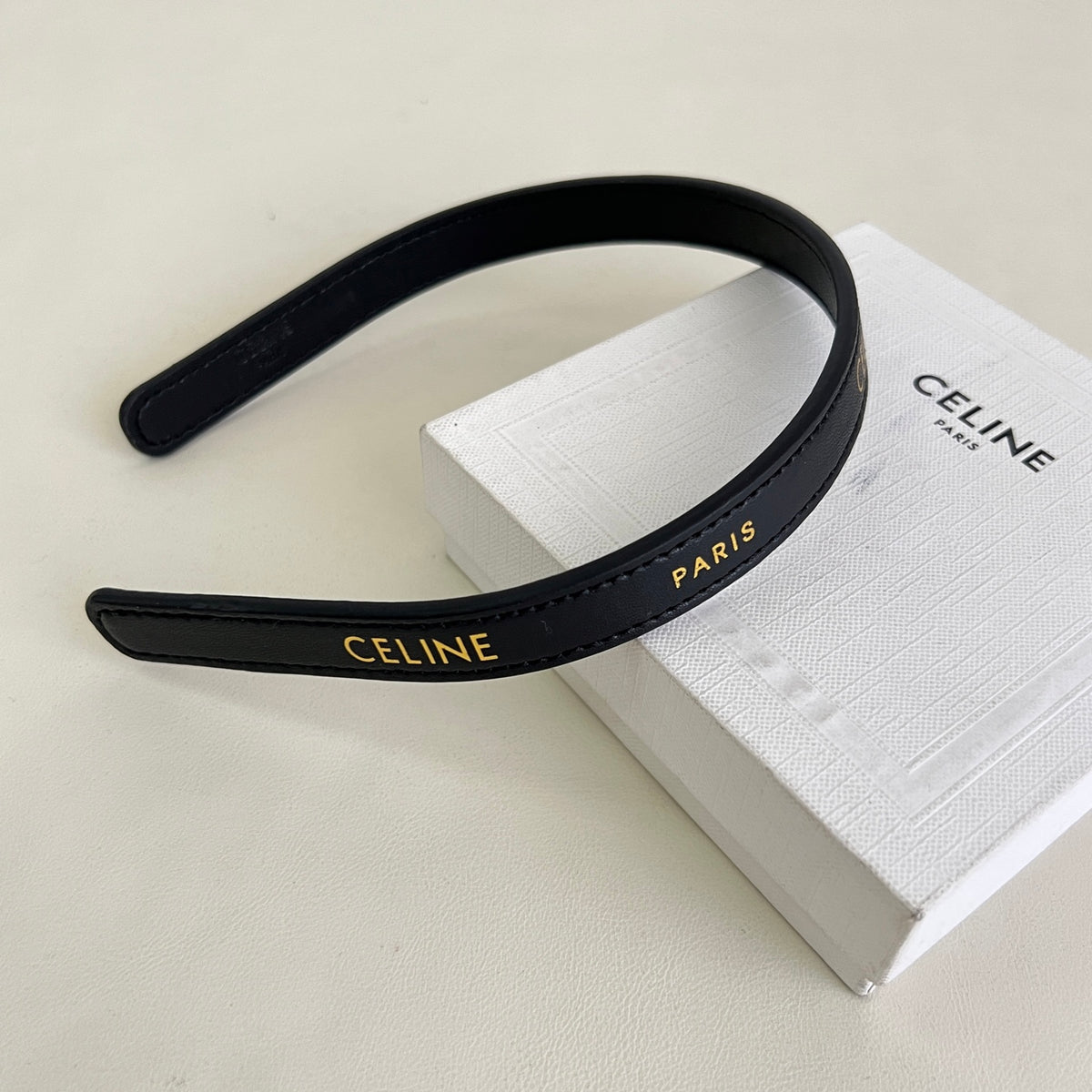 Signature Emblem Hair Tie Accessory – Design 02 side detail