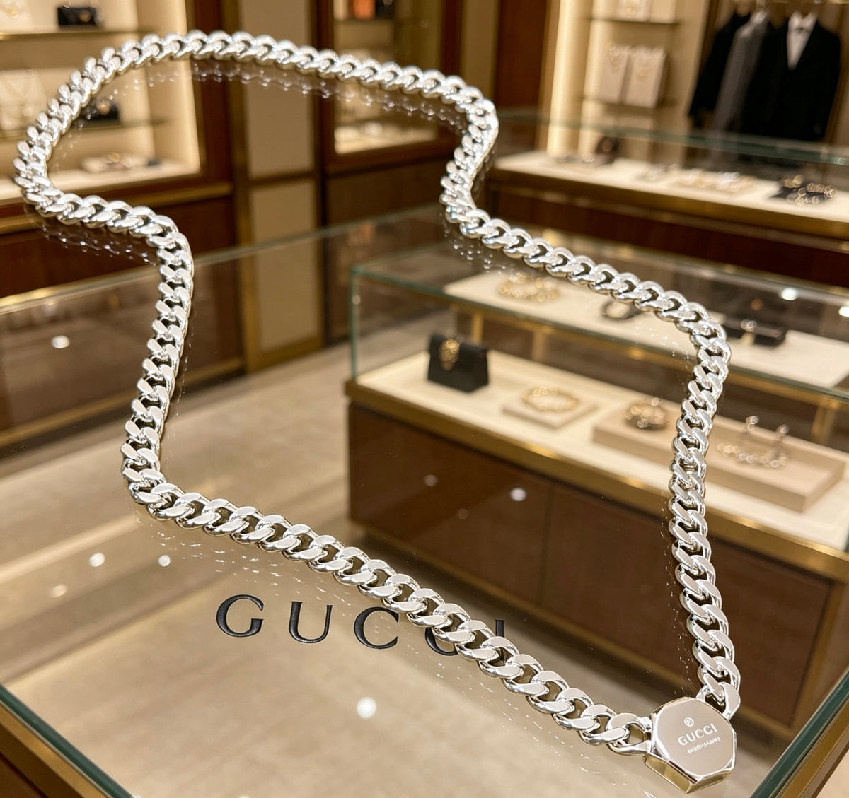 Double-G Emblem Pendant Necklace in Polished Metal-Tone – Design 175 side detail