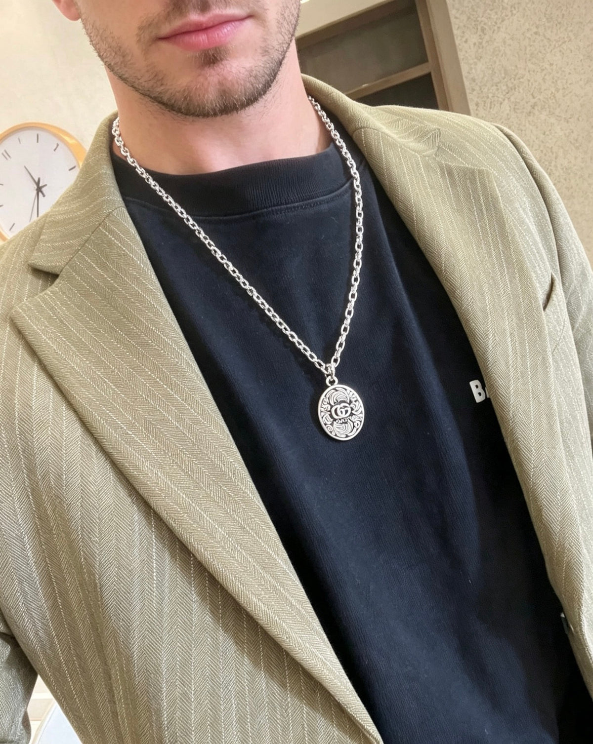 Double-G Emblem Pendant Necklace in Polished Metal-Tone – Design 174 detail view