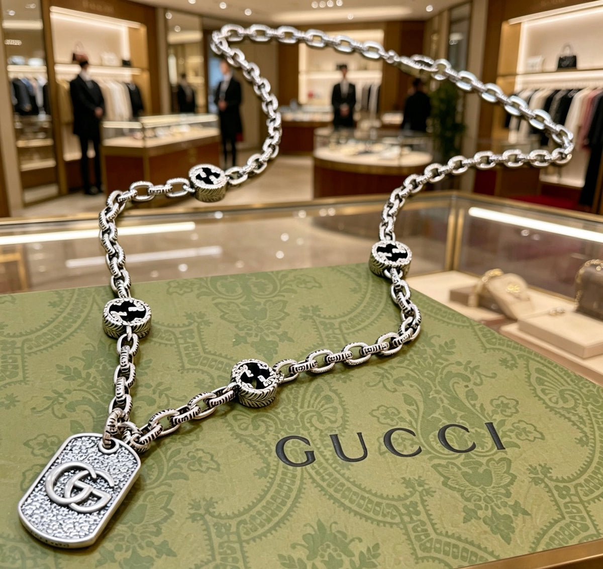 Double-G Emblem Pendant Necklace in Silver-Tone – Vintage Detail – Design 047 front product view