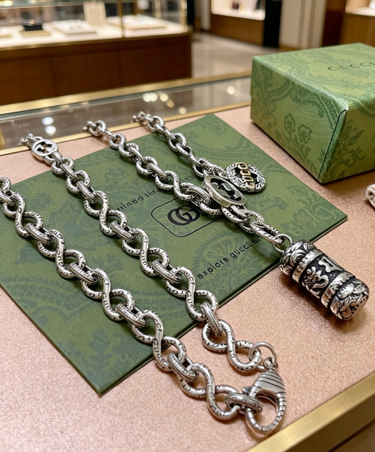 Double-G Emblem Pendant Necklace in Polished Metal-Tone – Vintage Detail – Design 048 close-up detail