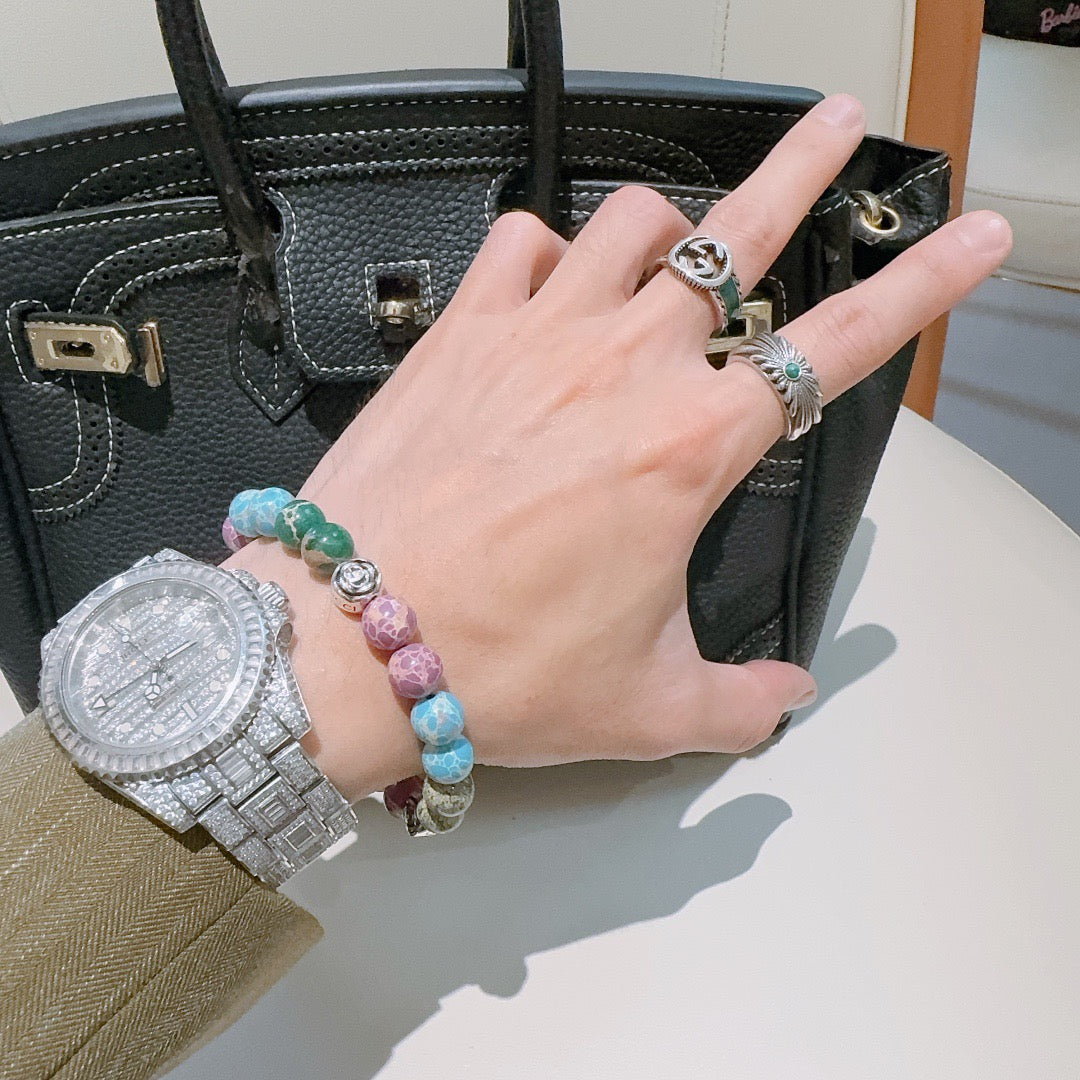 Double-G Emblem Beaded Bracelet in Polished Metal-Tone – Agate Detail – Design 008 main product view