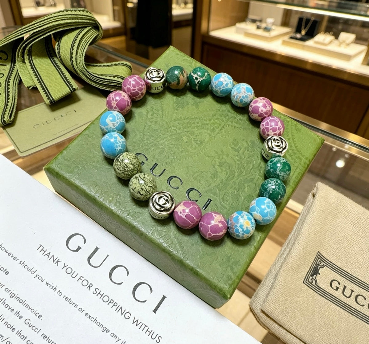 Double-G Emblem Beaded Bracelet in Polished Metal-Tone – Agate Detail – Design 008 detail view