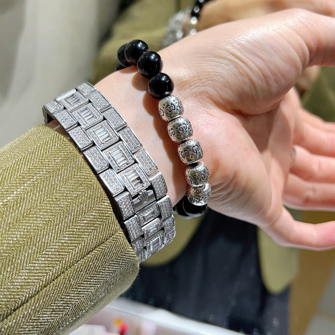 Double-G Emblem Beaded Bracelet in Polished Metal-Tone – Agate Detail – Design 006 side detail