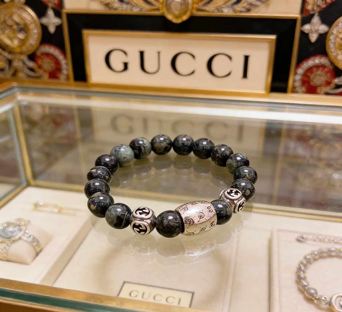 Double-G Emblem Beaded Bracelet in Polished Metal-Tone – Crystal Detail – Design 002 detail view