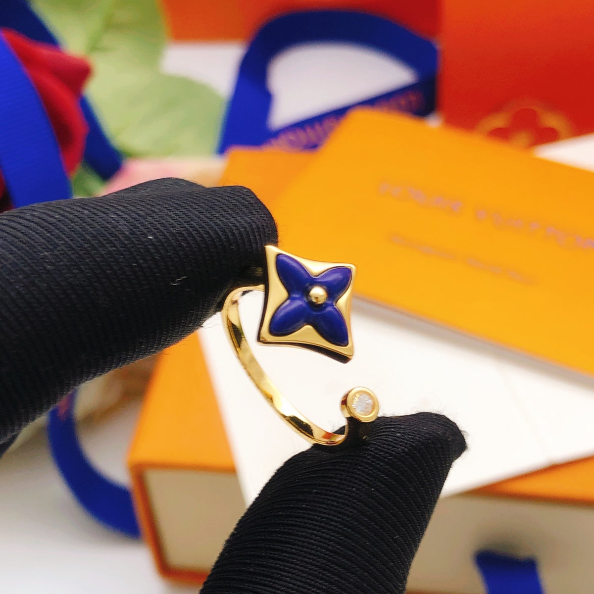 Geometric Emblem Statement Ring in Gold-Tone – Blue Detail detail view