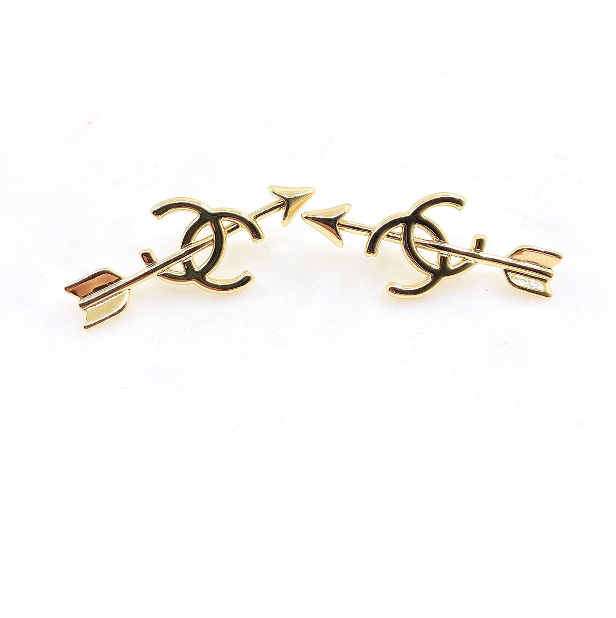 Arrow Stud Earrings in Gold-Tone – Arrow Detail – Design 003 main product view