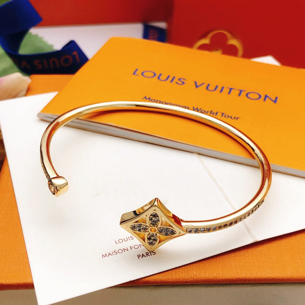 Geometric Emblem Bangle in Rose-Gold-Tone – Rose Gold Detail side detail