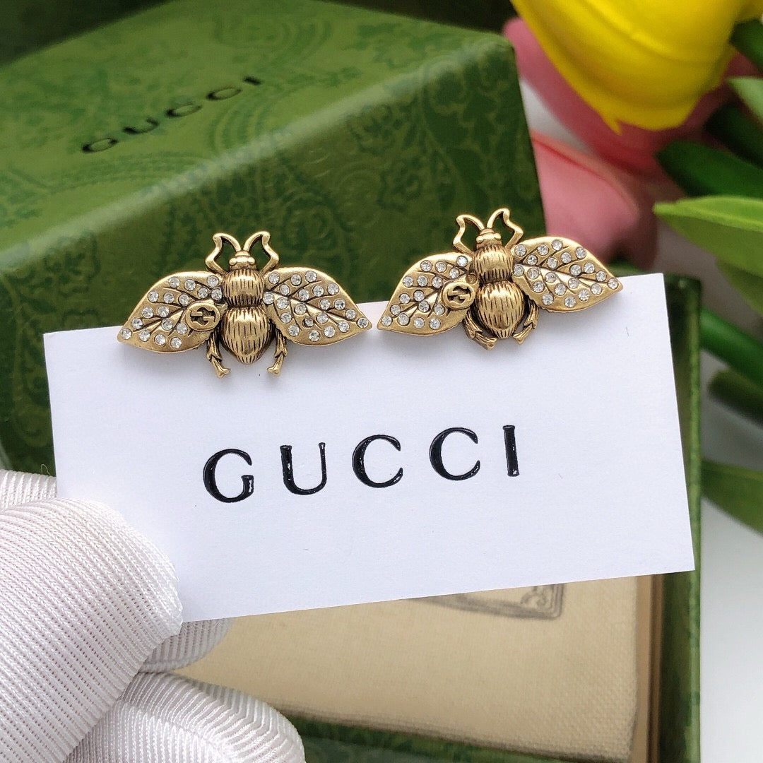 Bee Stud Earrings in Polished Metal-Tone – Bee Detail main product view