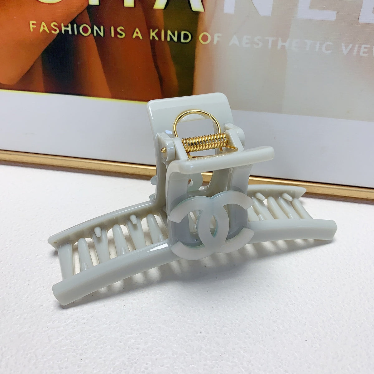 Signature Emblem Hair Clip – Design 008 front product view